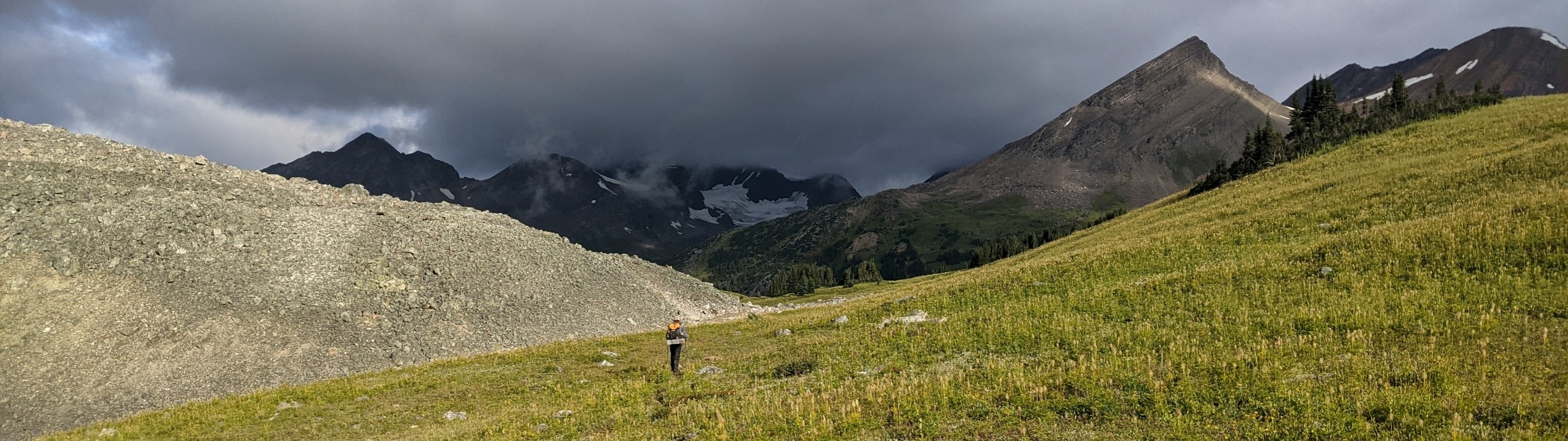 storm rolling in, in section F